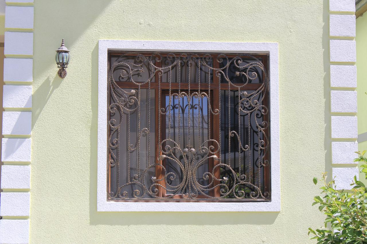 Hotel Mimino Tbilisi Eksteriør bilde