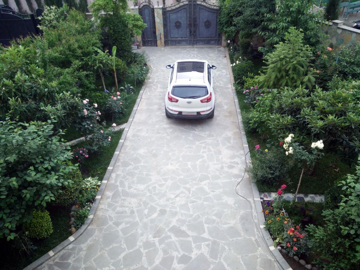 Hotel Mimino Tbilisi Eksteriør bilde